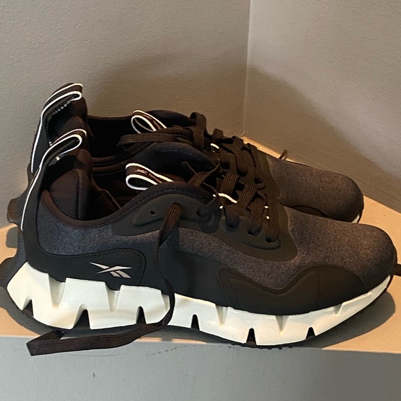 Women’s Reebok Ortholite Sneakers - Picture 9 of 9